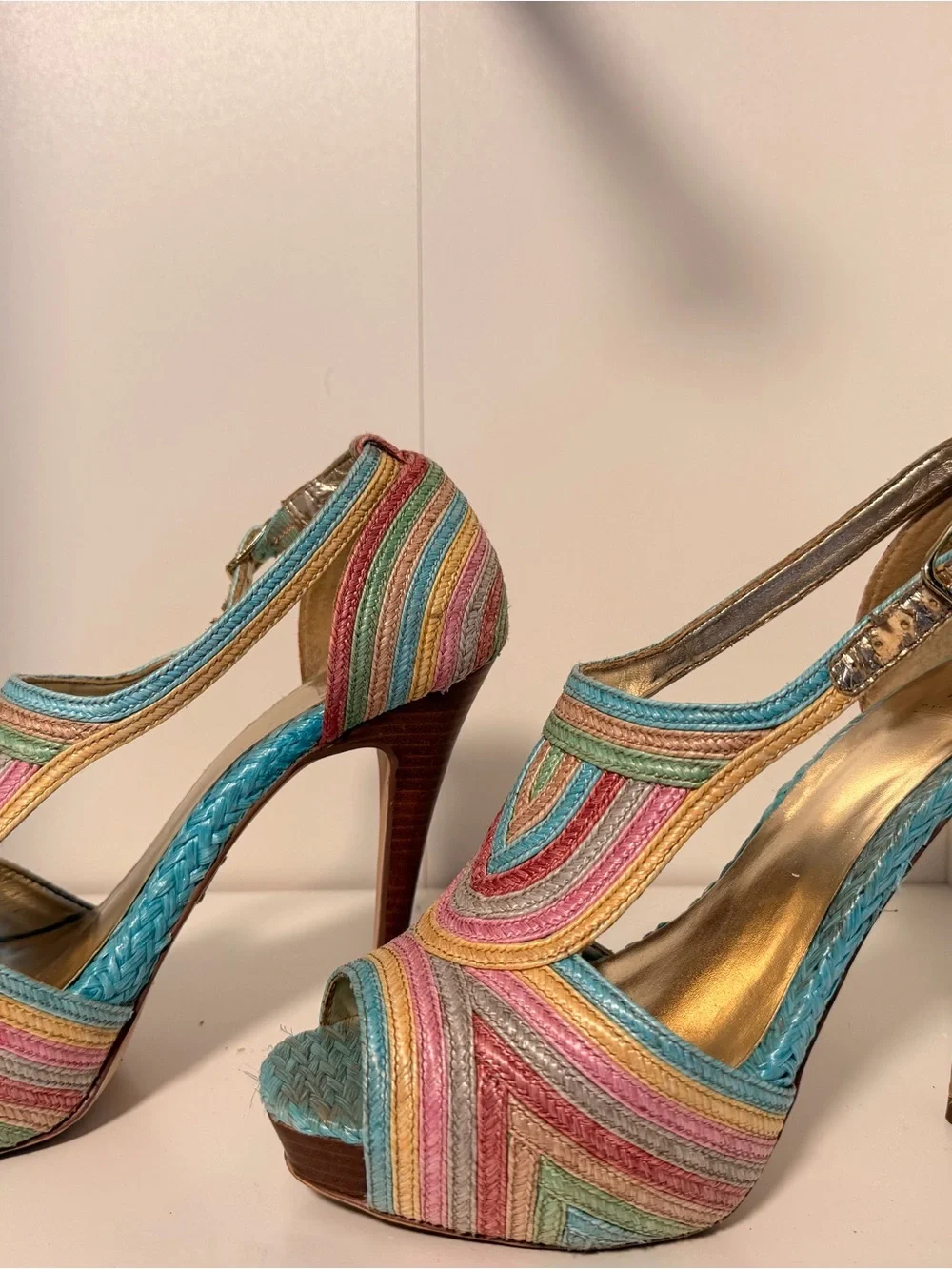 Bakers Rainbow Woven Platform Stiletto Heels Size 8.5 Y2K Colorful Sandals